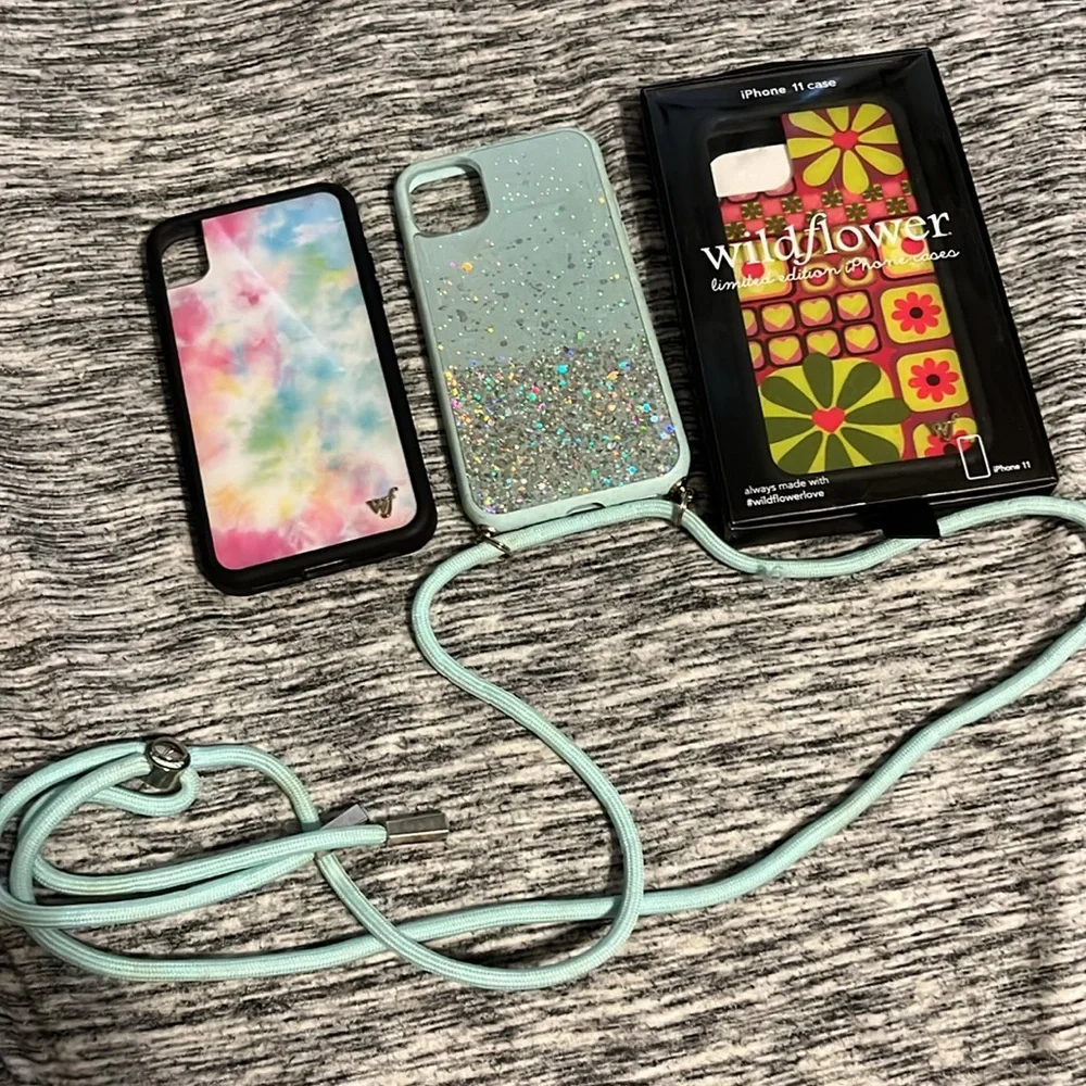 Wildflower Bundle for iPhone 11/iPhone XR: 2 wildflower, one crossbody case